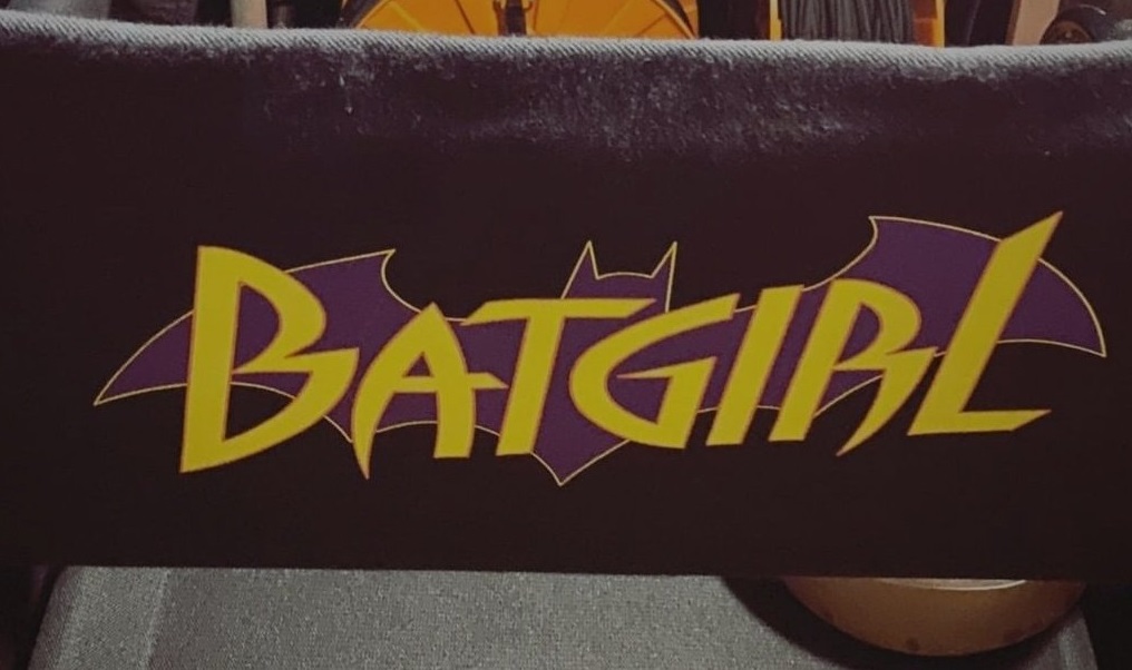 Batgirl-Leslie Grace-DC-Warner