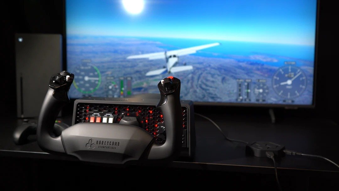 Honeycomb Alpha Flight Controls XPC cambia l'esperienza di volo | NerdPool