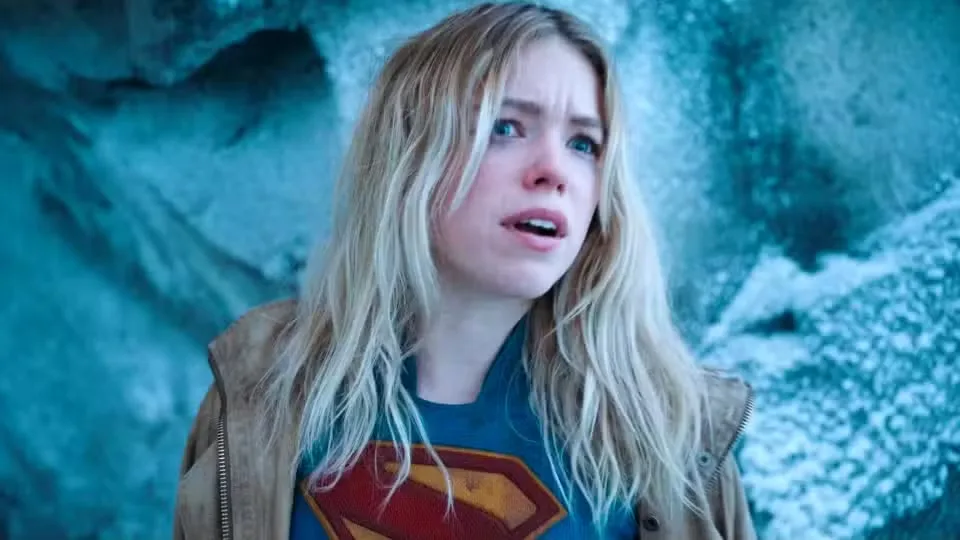 il teaser di supergirl svela un cambiamento importante nel dc universe